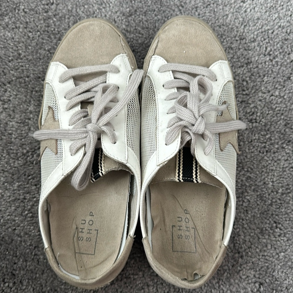 Slip on sneakers